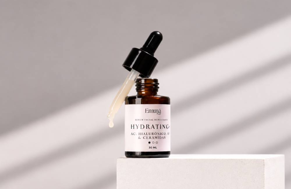 Sérum Hydrating+ de Emuná Trust con ácido hialurónico de bajo y medio peso molecular para hidratación profunda